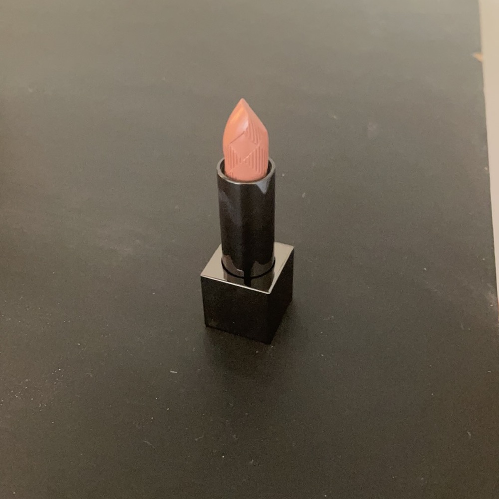 Burberry Soft Satin Lipstick in nude beige #1